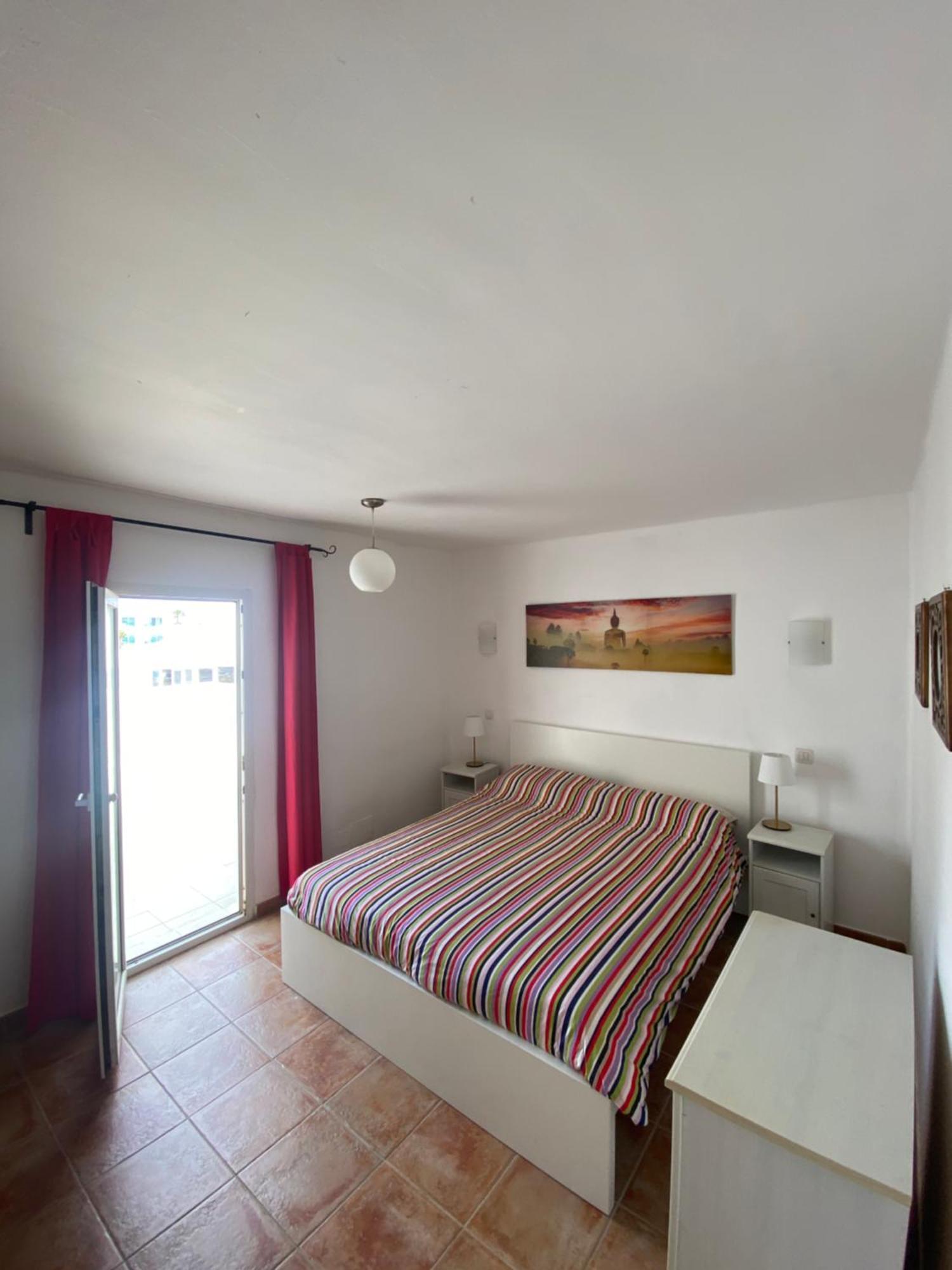 First Floor Apartment With Sea View, 코스타 테기세 외부 사진